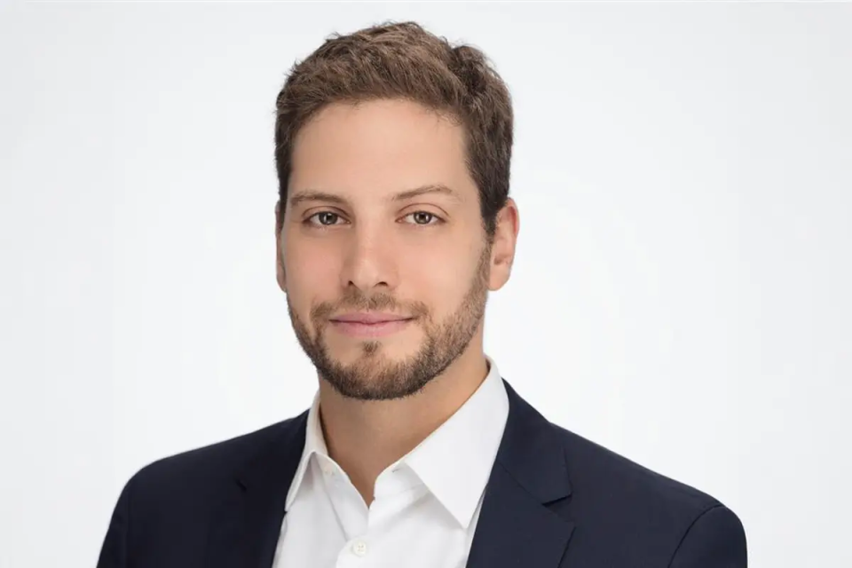 Aaron Ganz, member of CJP’s Ben-Gurion Society, featured in Boston’s CJP giving societies.