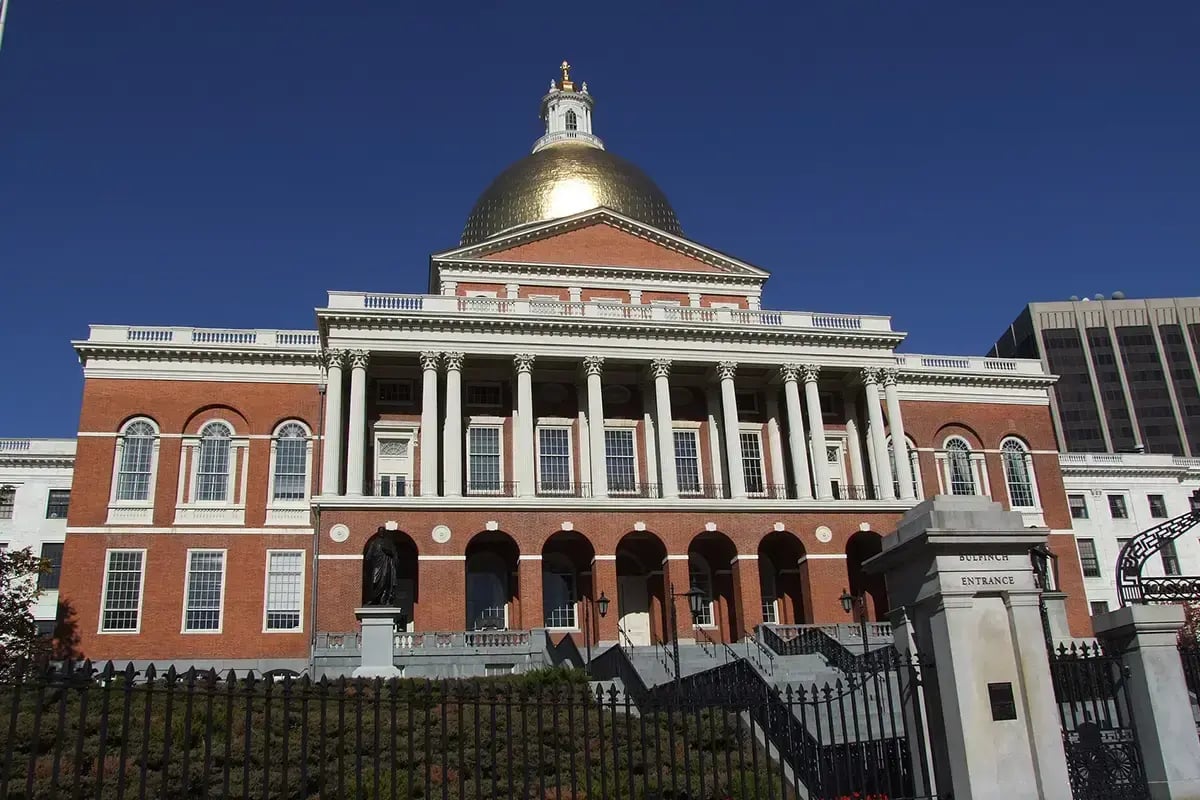 Wikimedia Commons User-Andy Connolly CC-BY-SA-3.0